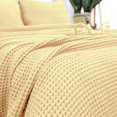 Light Yellow Waffle Thermal Blanket With Pillow